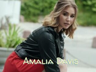 Amalia_Davis