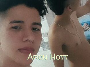 Aron_Hott