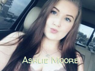 Ashlie_Moore