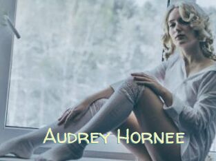 Audrey_Hornee