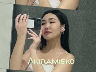 Akiramieko
