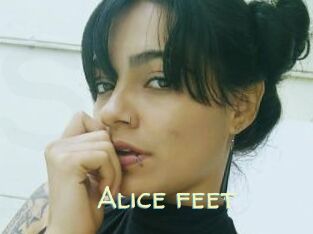 Alice_feet