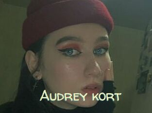 Audrey_kort