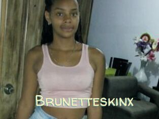 Brunetteskinx