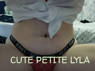 CUTE_PETITE_LYLA