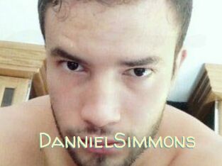 Danniel_Simmons
