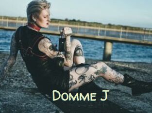 Domme_J