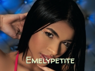 emelypetite Sexy Tchat