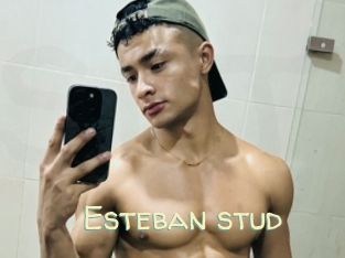 Esteban_stud