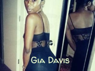 Gia_Davis