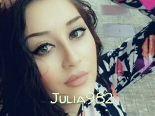 Julia982