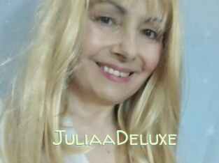 JuliaaDeluxe