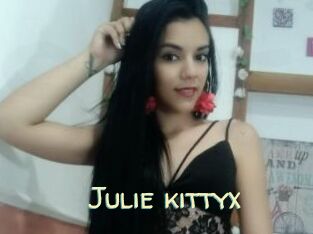 Julie_kittyx