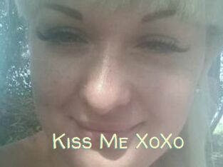 Kiss_Me_XoXo