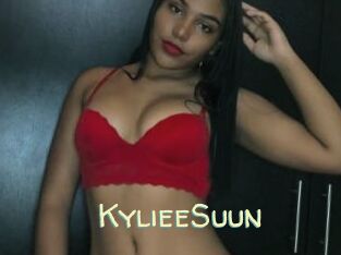 KylieeSuun Sexy Tchat