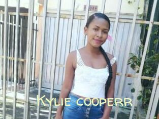 Kylie_cooperr