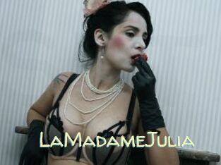LaMadameJulia