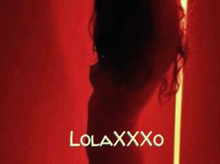 LolaXXXo