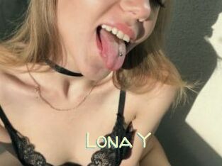 Lona_Y