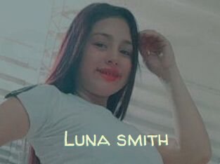 Luna_smith