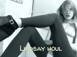 Lindsay_houl