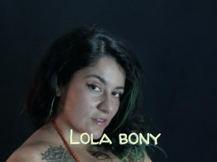 Lola_bony