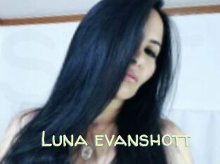 Luna_evanshott
