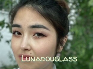 Lunadouglass