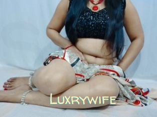 Luxrywife