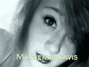 Mackenzie_Davis