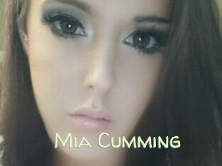 Mia_Cumming