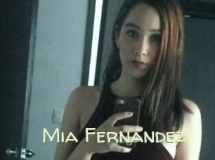 Mia_Fernandez
