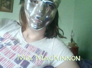 Mia_MacKinnon