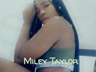 Miley_Taylor
