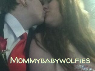 Mommybabywolfies