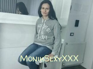 MonikSexyXXX