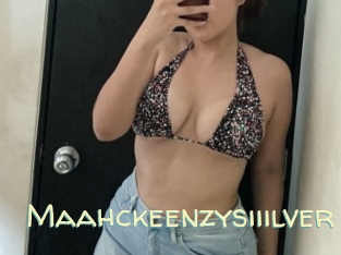 Maahckeenzysiiilver
