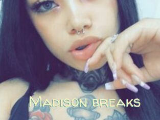 Madison_breaks