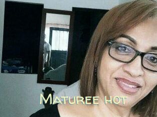Maturee_hot