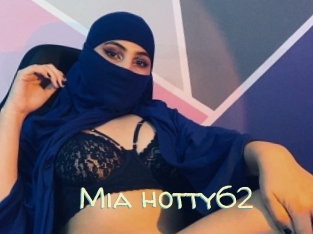 Mia_hotty62