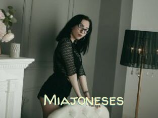 Miajoneses