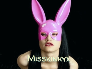 Misskinkyx