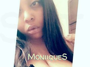 MoniiqueS