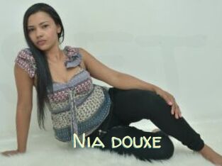 Nia_douxe