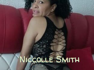 Niccolle_Smith