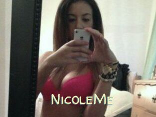 NicoleMe