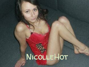 NicolleHot