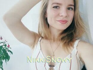 NikkiSnowy