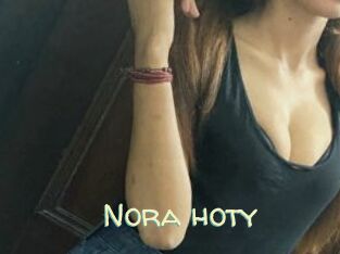 Nora_hoty