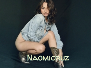 Naomicruz